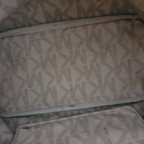 Michael Kors set - Picture 5 of 16